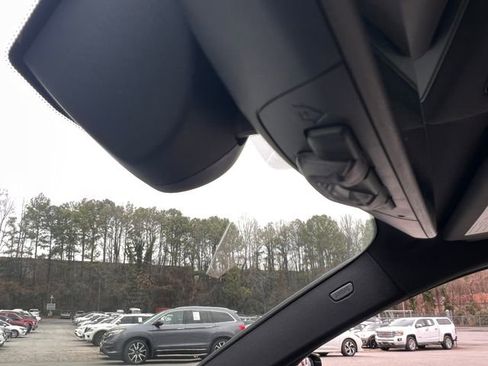 Used 2021 BMW 330i Sedan w/ Convenience Package image 25