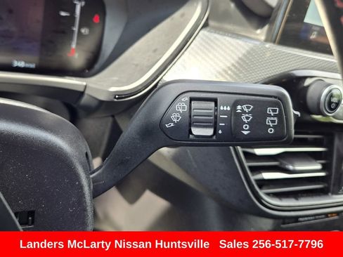 Used 2025 Ford Escape ST-Line FWD image 22