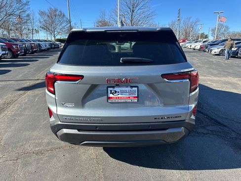 Used 2026 GMC Terrain Elevation w/ Technology Package II image 8