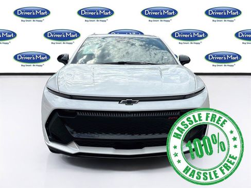 Used 2024 Chevrolet Equinox EV RS FWD image 2