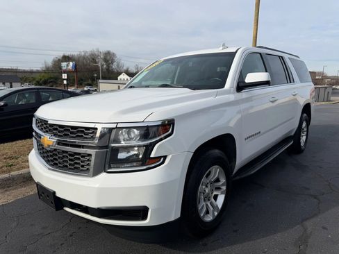 Used 2019 Chevrolet Suburban LT AWD/4WD image 3