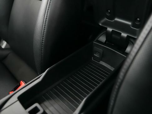 Certified 2017 Porsche 911 Targa 4S AWD/4WD image 32