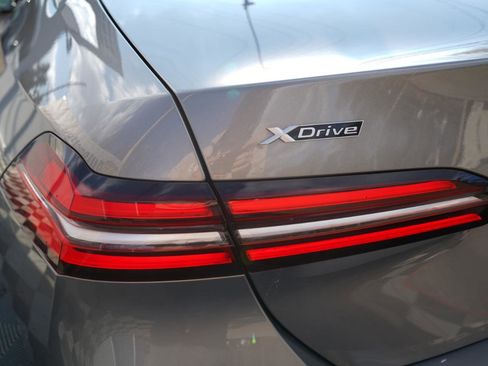 Used 2024 BMW 530i xDrive w/ Convenience Package image 84