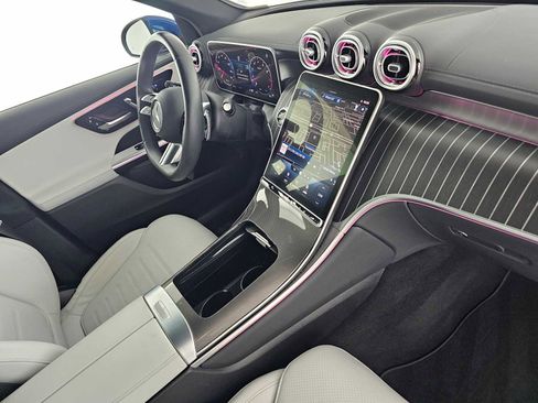 Used 2023 Mercedes-Benz GLC 300 image 11