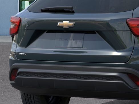 New 2026 Chevrolet Trax LS w/ Driver Confidence Package FWD image 14