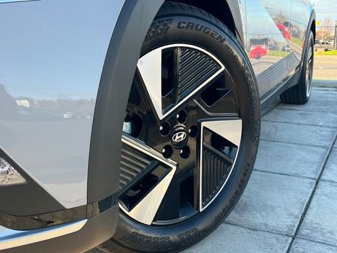 New 2026 Hyundai Ioniq 5 SE image 2