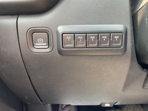 Used 2021 Chevrolet Silverado 3500 W/T w/ WT Convenience Package AWD/4WD image 19