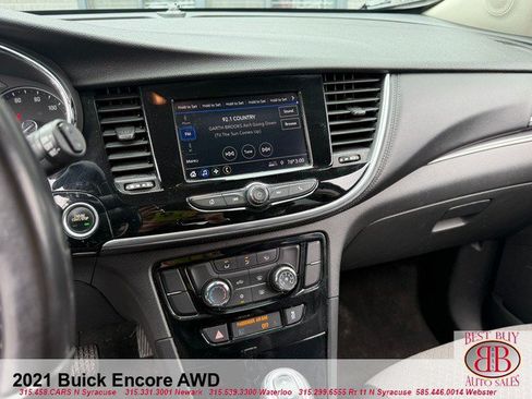 Used 2021 Buick Encore Preferred AWD/4WD image 18