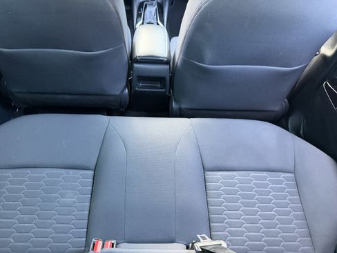 Used 2021 Toyota Corolla SE w/ Carpet Mat Package (TMS) FWD image 17