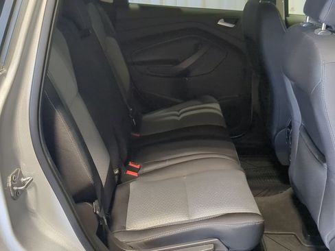 Used 2019 Ford Escape SE FWD image 23