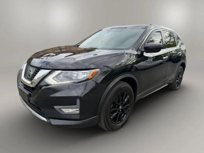 Used 2017 Nissan Rogue SV w/ Midnight Edition