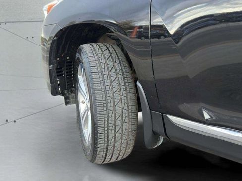 Used 2013 Toyota Highlander Limited AWD/4WD image 35