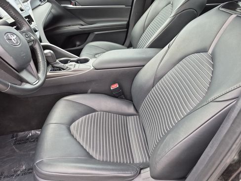 Used 2024 Toyota Camry SE FWD image 16