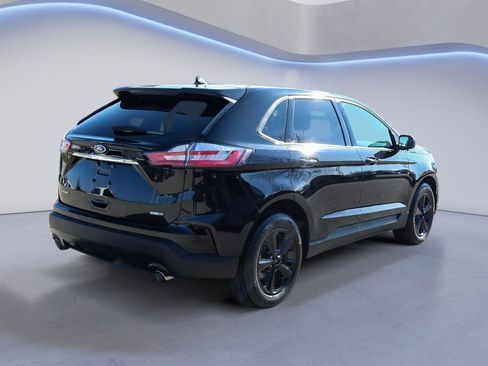 Used 2020 Ford Edge SE image 7