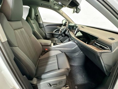 New 2025 Audi Q5 Premium Plus image 26