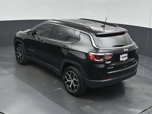Used 2024 Jeep Compass Limited AWD/4WD image 40