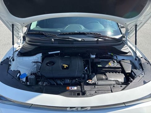 Used 2024 Kia Soul LX w/ Option Group 015 image 28