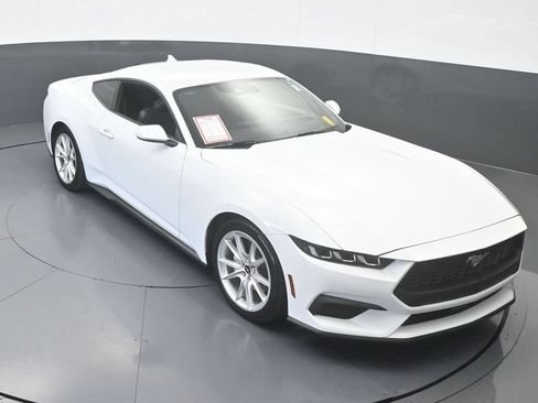 Used 2024 Ford Mustang Coupe RWD image 43