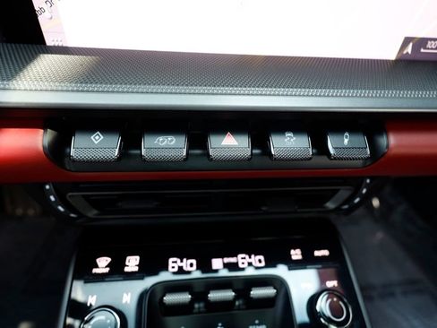 Used 2020 Porsche 911 Carrera RWD image 30
