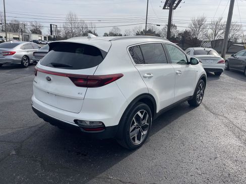 Used 2020 Kia Sportage EX image 4