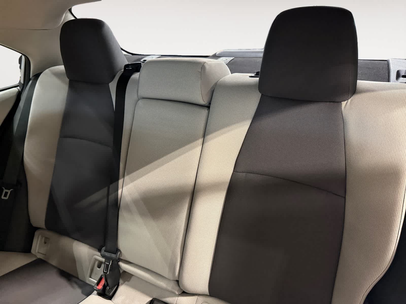 Used 2025 Toyota Corolla LE FWD image 14