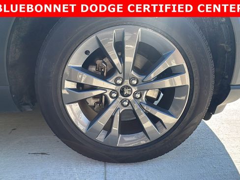 Used 2021 Ford Explorer XLT w/ Equipment Group 202A RWD image 21