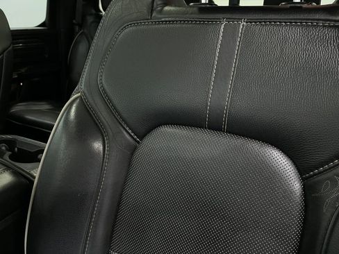 Used 2019 RAM 1500 Limited image 18