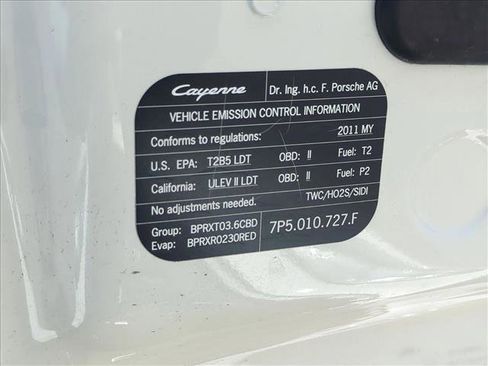 Used 2011 Porsche Cayenne AWD/4WD image 22