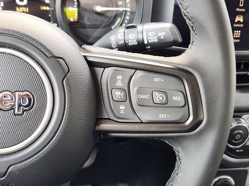 Used 2025 Jeep Wrangler Unlimited Sport S 4xe AWD/4WD image 19