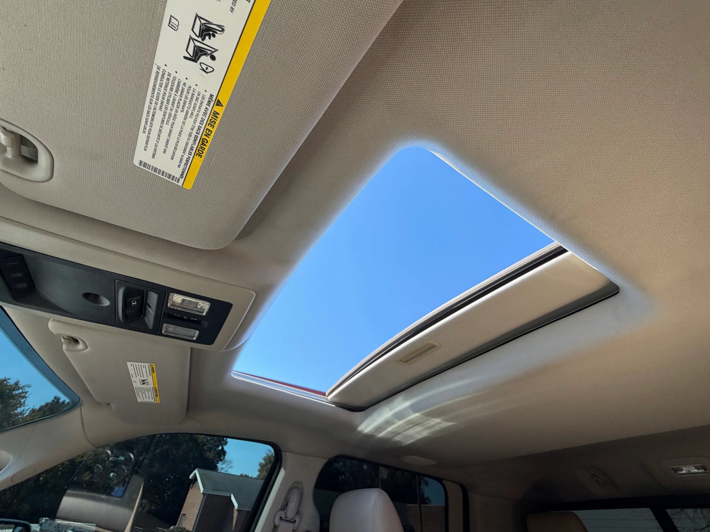 Used 2015 RAM 3500 Laramie AWD/4WD image 28
