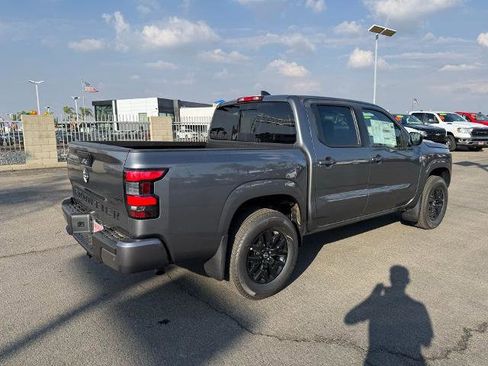 New 2026 Nissan Frontier SV w/ Tow Package image 6