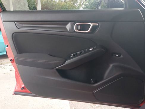 Certified 2025 Honda Civic Sport image 27