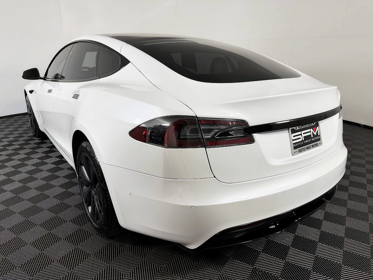 Used 2022 Tesla Model S AWD/4WD image 16