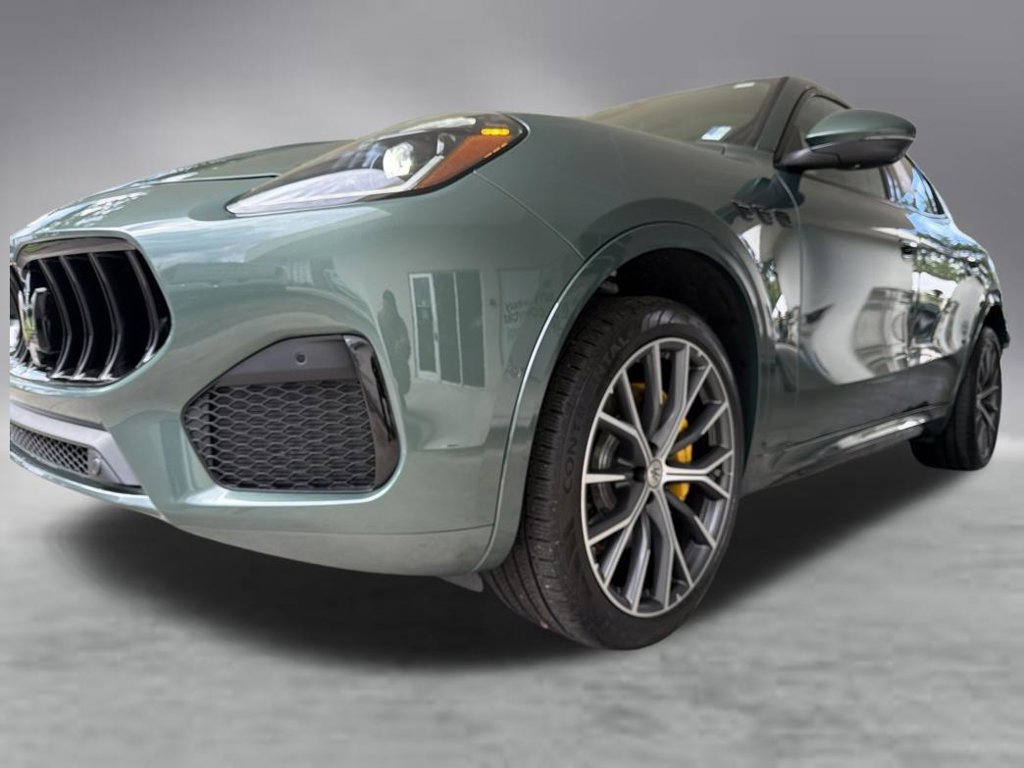 Used 2026 Maserati Grecale Modena AWD/4WD image 16