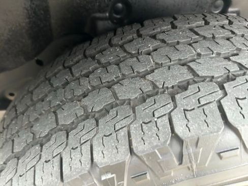 Used 2022 Jeep Wrangler Unlimited Sport AWD/4WD image 37