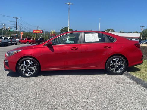 Used 2020 Kia Forte LXS FWD image 4