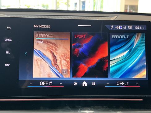 New 2025 BMW X1 xDrive28i w/ Technology Package image 5