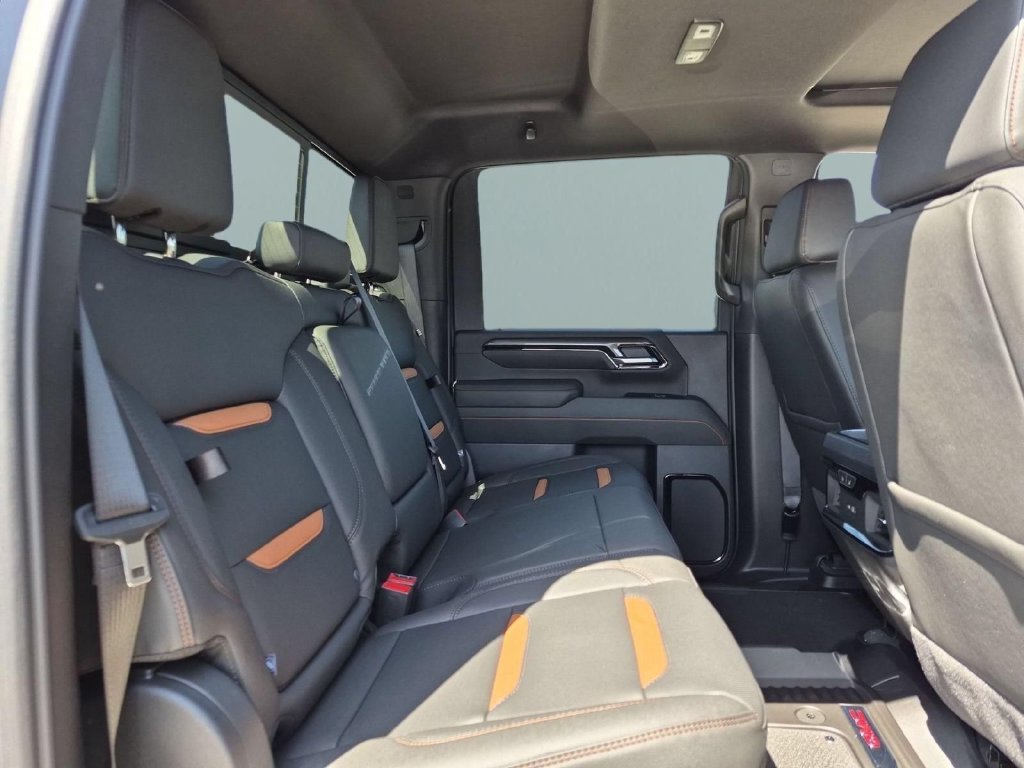New 2026 GMC Sierra 2500 AT4 w/ AT4 Premium Plus Package AWD/4WD image 27