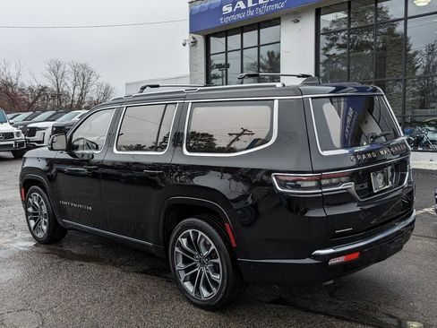 Used 2022 Jeep Grand Wagoneer Series III w/ Rear Seat Video Group 1 image 10