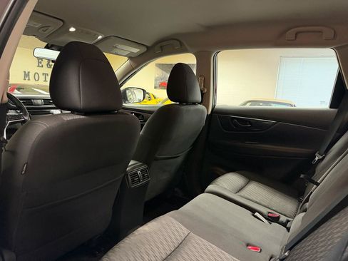 Used 2020 Nissan Rogue S AWD/4WD image 26