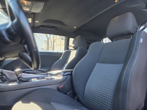 Used 2022 Dodge Challenger GT image 19