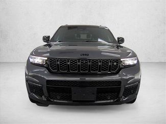 Used 2023 Jeep Grand Cherokee L Summit AWD/4WD video 2