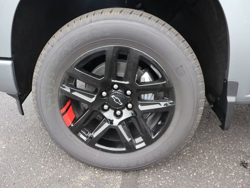 New 2026 Chevrolet Silverado 1500 RST w/ Redline Edition AWD/4WD image 30
