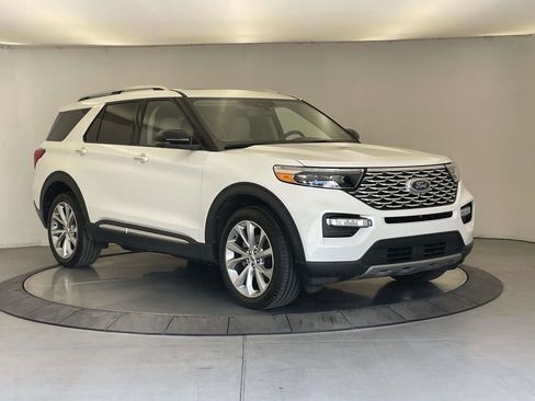 Used 2021 Ford Explorer Platinum w/ Equipment Group 601A AWD/4WD image 9