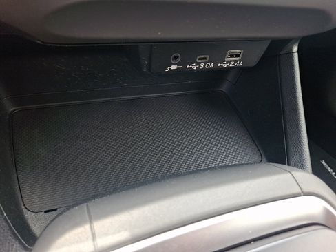 Certified 2024 Subaru Crosstrek 2.0i Premium w/ Crosstrek Mirror Package AWD/4WD image 22