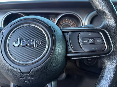 Certified 2022 Jeep Wrangler Unlimited Sport image 26