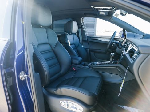 New 2026 Porsche Macan S image 28