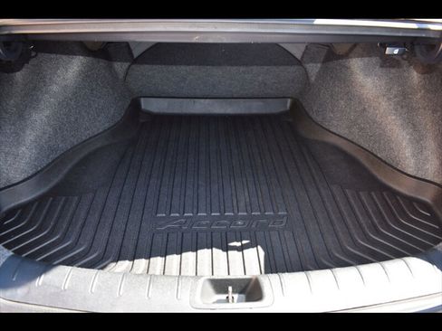 Used 2013 Honda Accord EX image 22