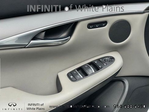 Certified 2023 INFINITI QX50 Luxe FWD image 13