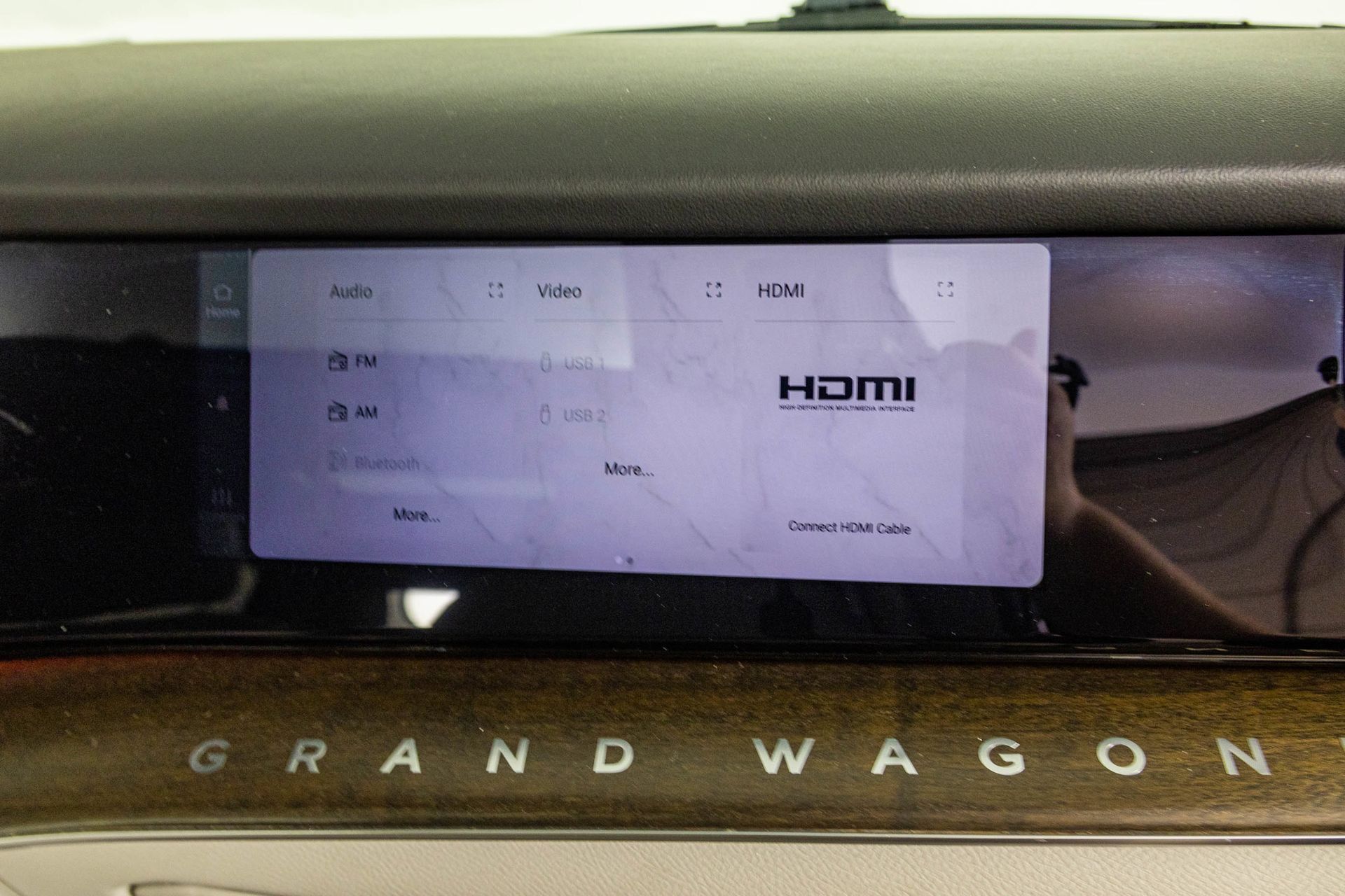 Used 2022 Jeep Grand Wagoneer Series I AWD/4WD image 54